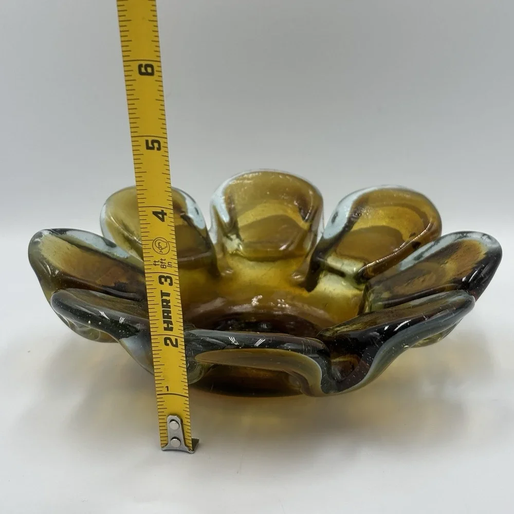 Vintage Art Glass Ashtray Bowl Dish Floral Flower Petal MCM ‎ Whitish Brown
